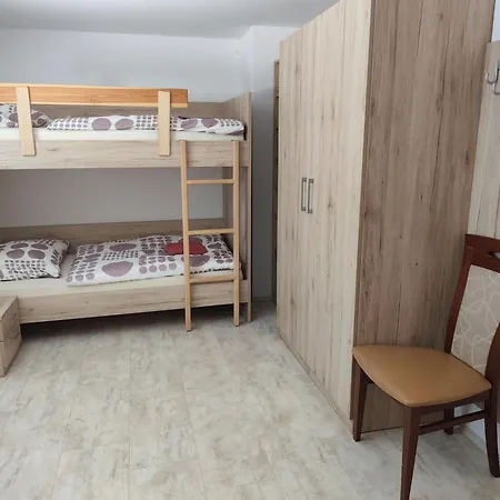 Zavetisce V Gozdu Bed & Breakfast Križe